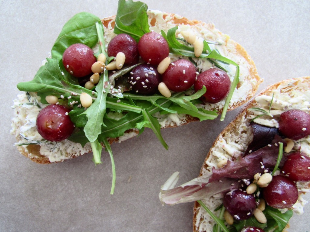 Roasted Grape and Goat Cheese Crostini Salba Chia